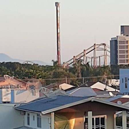 Apartamento com vista pro mar próximo ao Beto Carrero Penha  Exterior foto